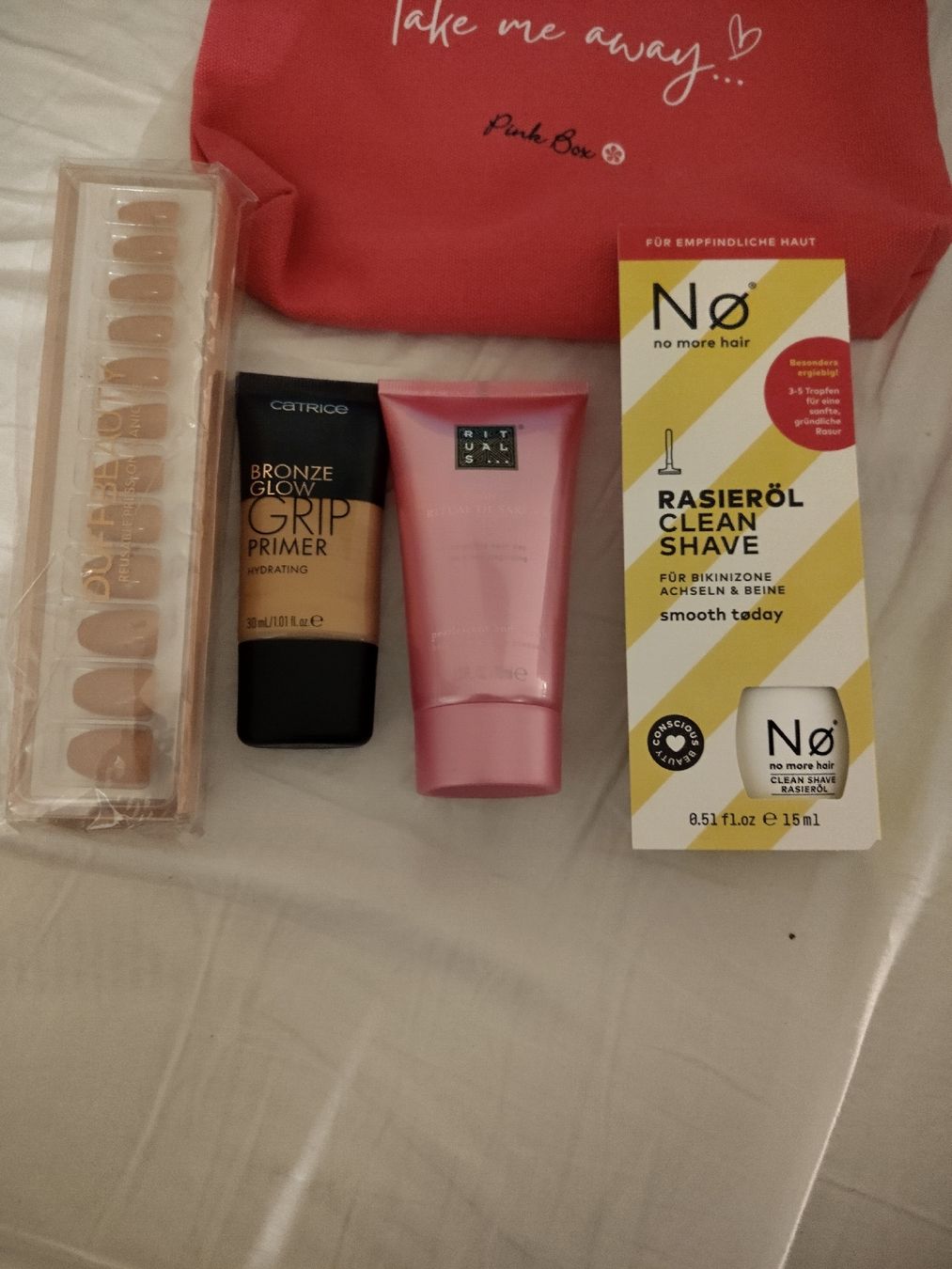 Custodie per cosmetici: schönes neues Kosmetik Set mit nessessaire – Nuovo e nell'imballaggio originale da Kloten venduto da Kloten76 1