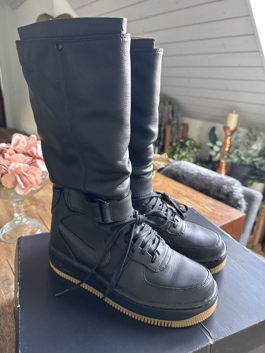 Nike Scarpe da donna: Nike Air Force 1 38,5 / 7.5 – Nuovo (secondo la descrizione) da Nürensdorf venduto da Philippanie 1