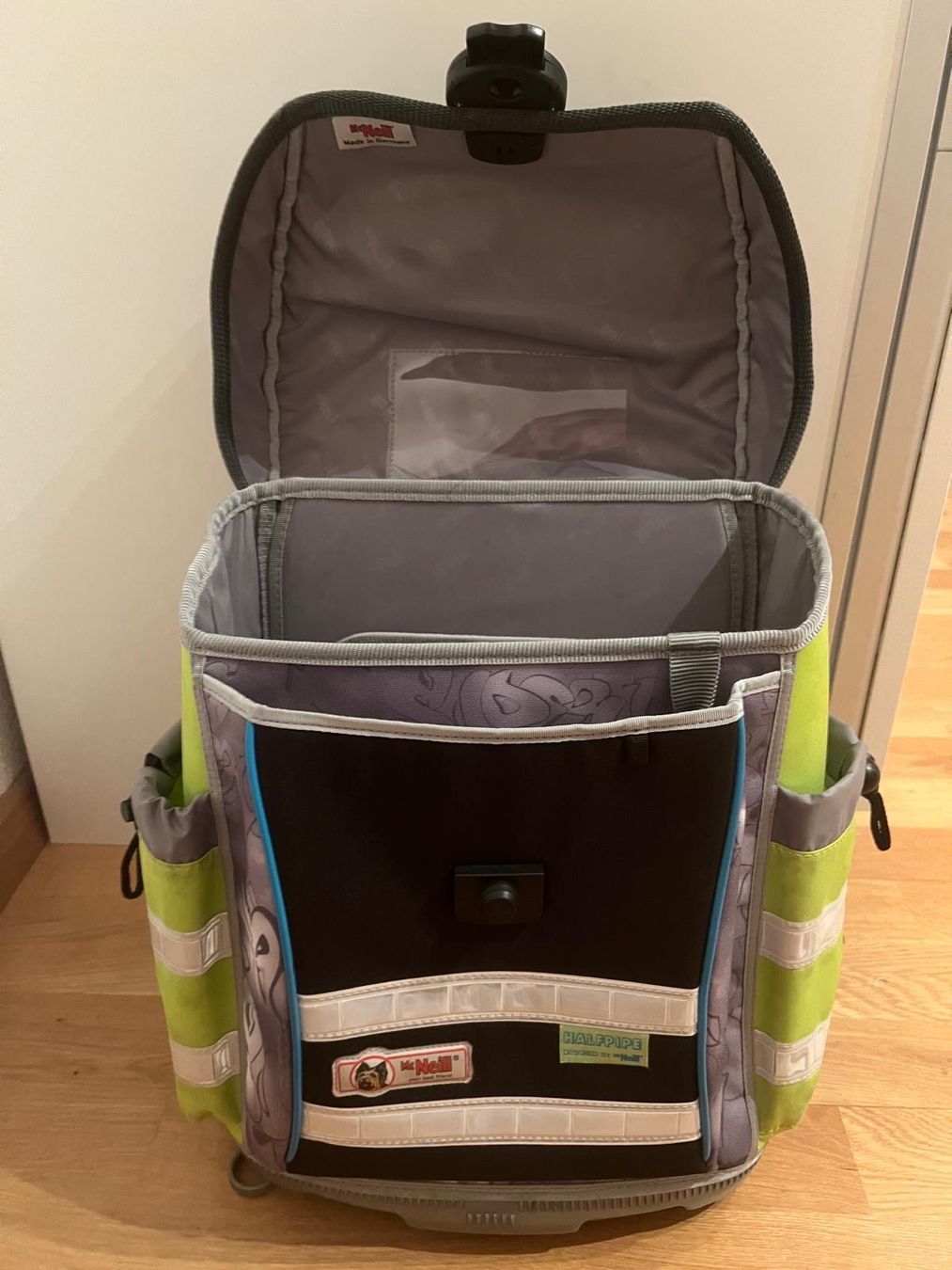 Mc Neill Kindertaschen: Mc Neill Schultasche – Gebraucht aus Glattbrugg von A.S.90 6