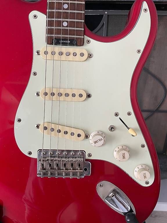 Musikinstrumente: Vendo Blade Texas Standard – Gebraucht aus Medeglia von bob962 1