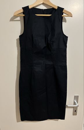 Robe Benetton noire taille M
