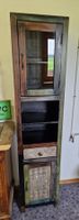Vitrinenschrank