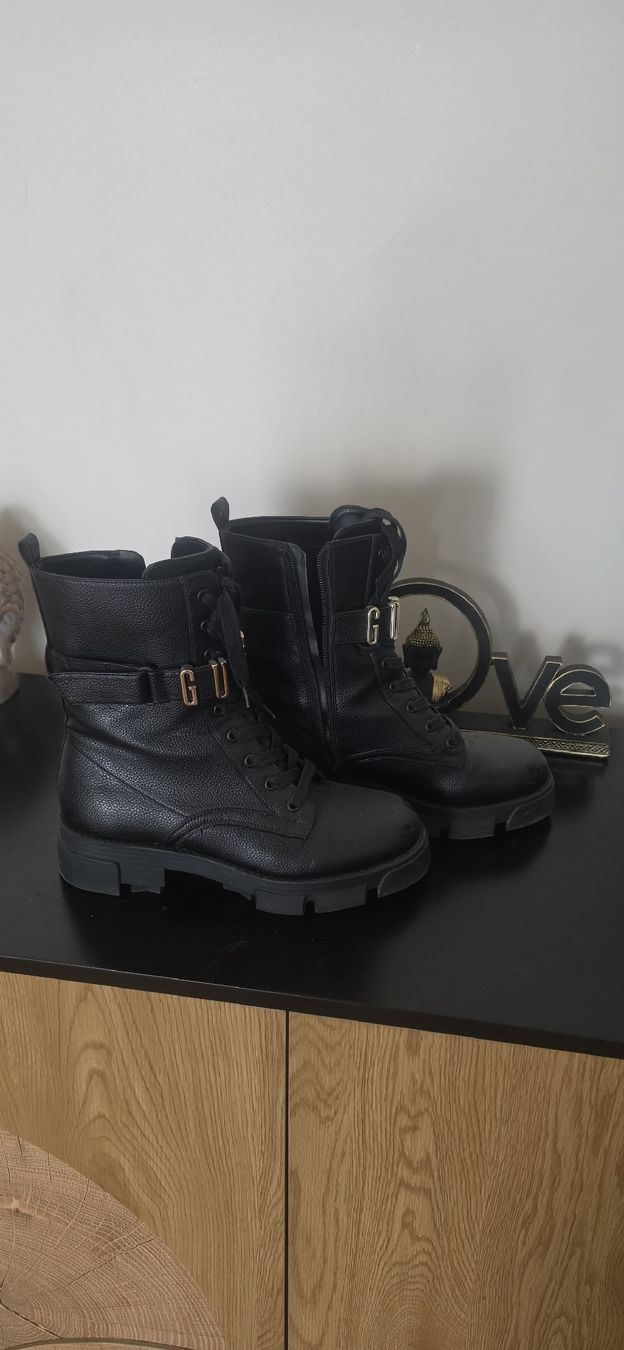 Guess Damenschuhe: Guess Stiefel Gr. 40 Neu – Neu (gemäss Beschreibung) aus Erlinsbach SO von dopadach 1