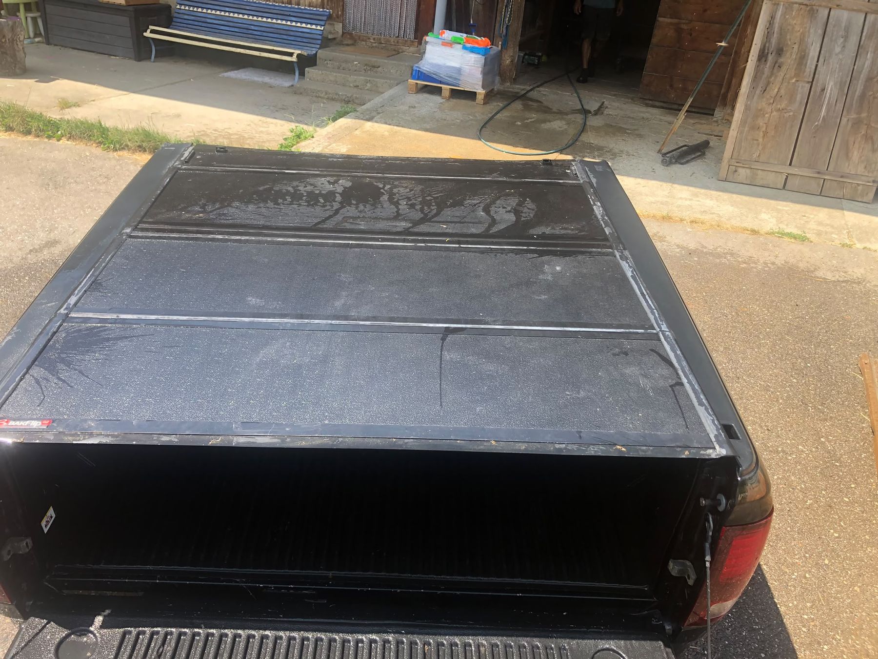 Tutti pezzi di ricambio auto: Ram 1500 benne avec couvert 2016 bon état – Usato da Le mouret venduto da mar_wy8n 1
