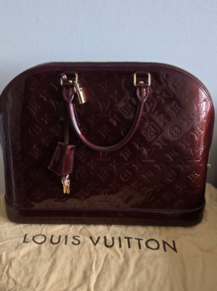 Louis Vuitton Taschen für Damen: LOUIS VUITTON LV ALMA GM VERNIS – Gebraucht aus Zürich von RoastedCocoNut 3