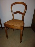 Antiker Stuhl
