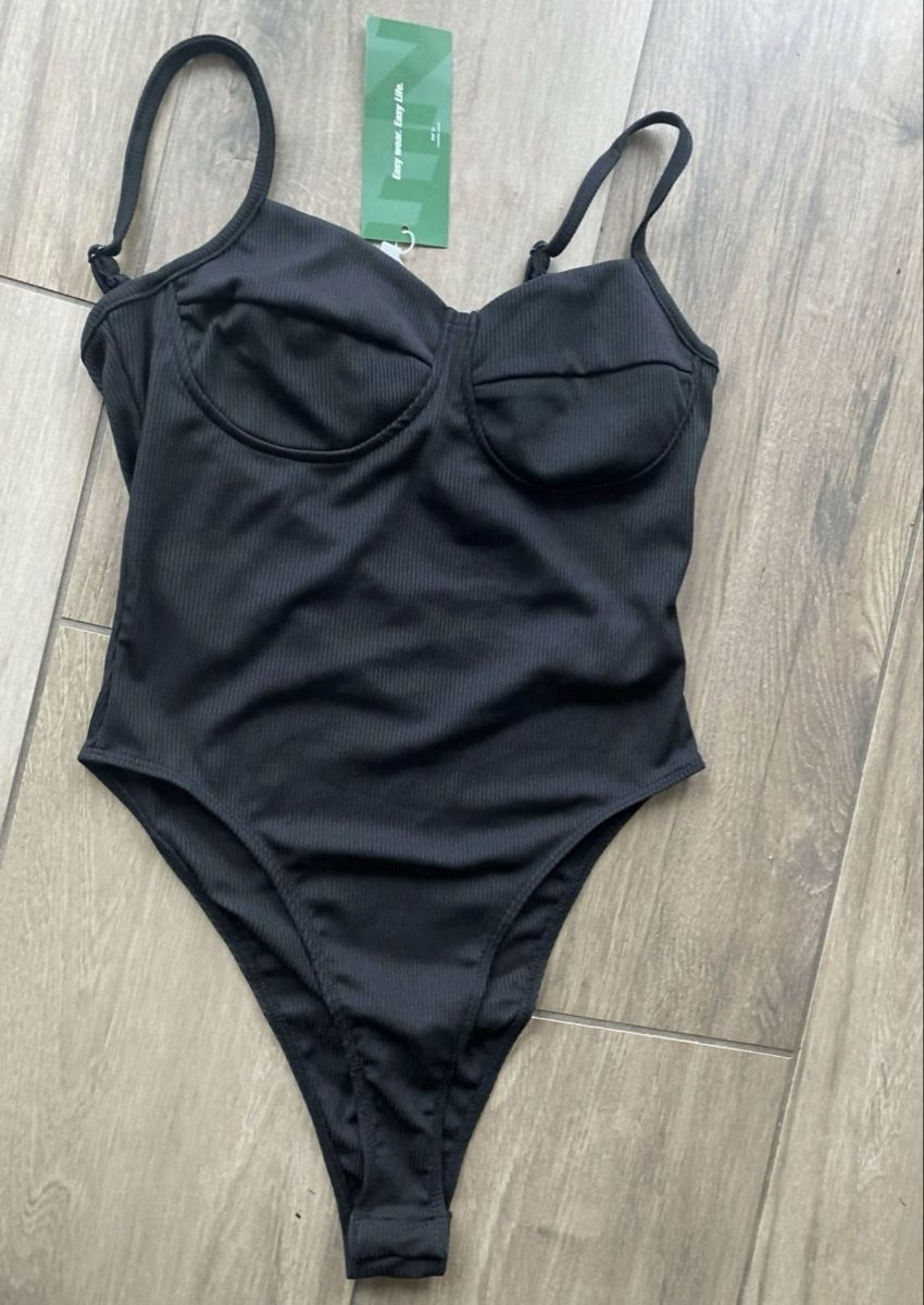 Altra biancheria intima: BODY UNGETRAGEN GRÖSSE S – Nuovo e nell'imballaggio originale da Dübendorf venduto da ali_g7p8