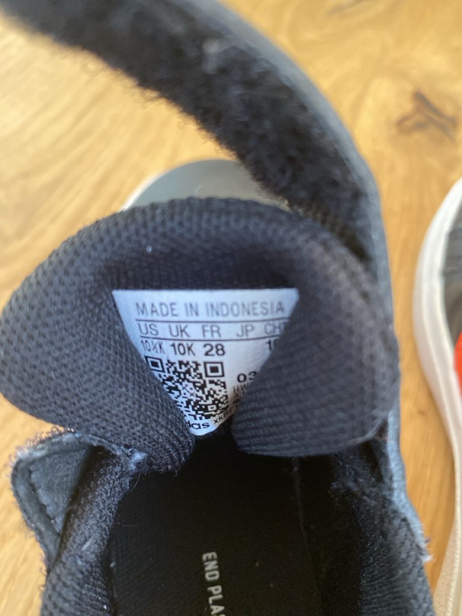 Adidas Scarpe per ragazzi: Baskets Adidas enfant pointure 28 – Usato da Riaz venduto da lae_w8v5 4