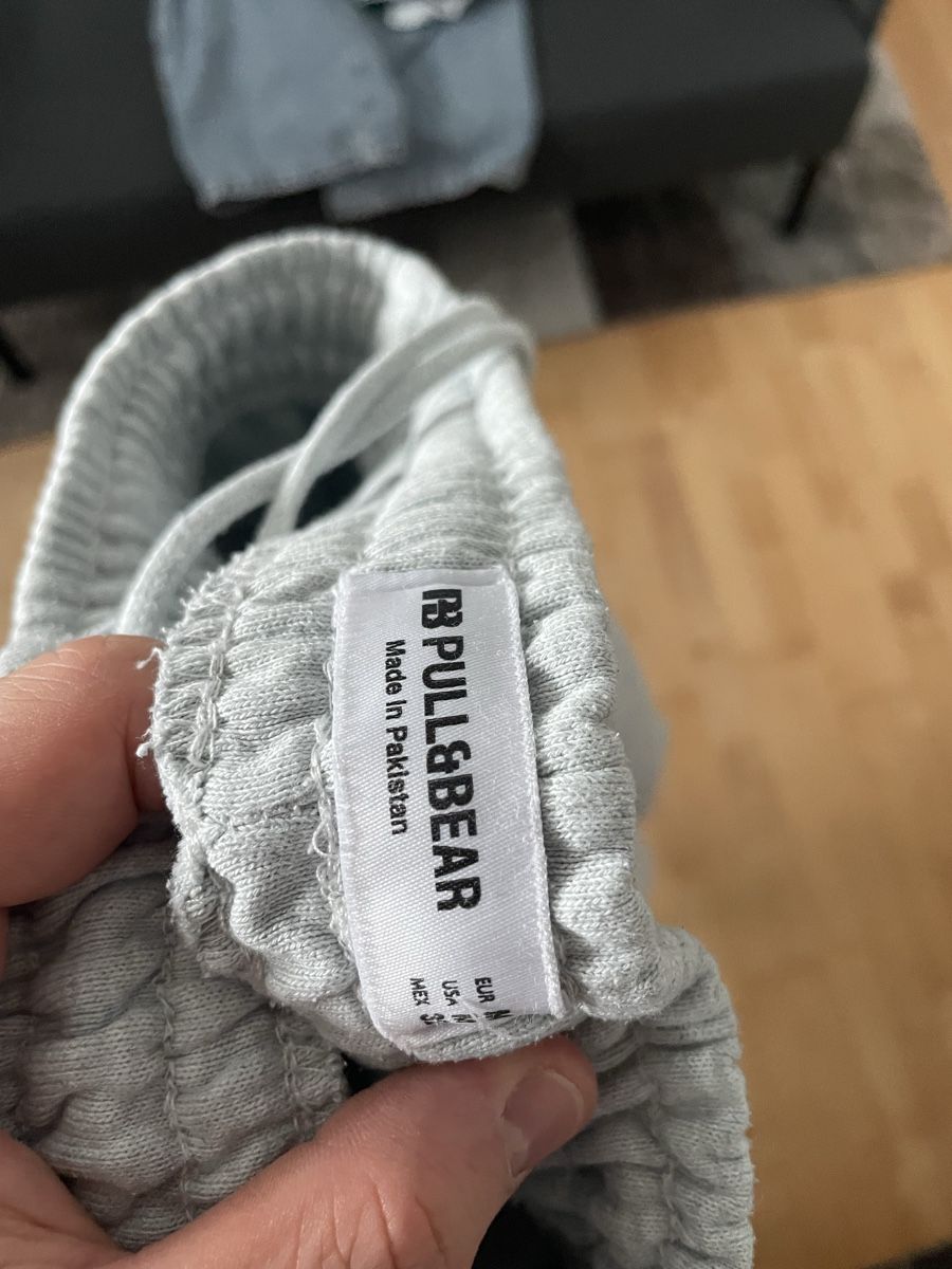 Pull&Bear Lotti di vestiti: Pull and Bear Sweatpants Paket – Usato da Münchenbuchsee venduto da nia_w9q5 6