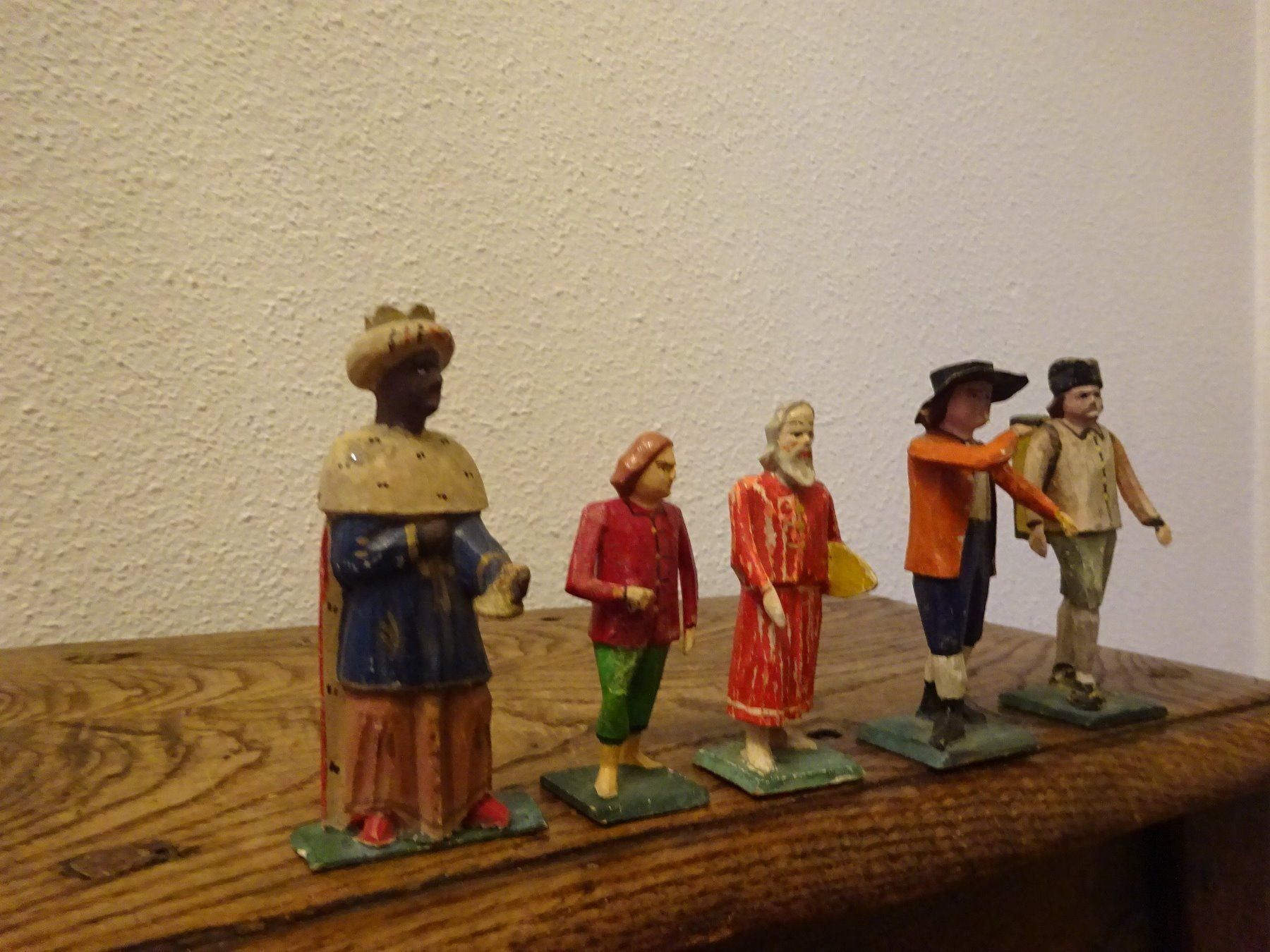 Statuette: Antike Krippe Krippenfiguren – Usato da Esslingen venduto da eintagammeer 1