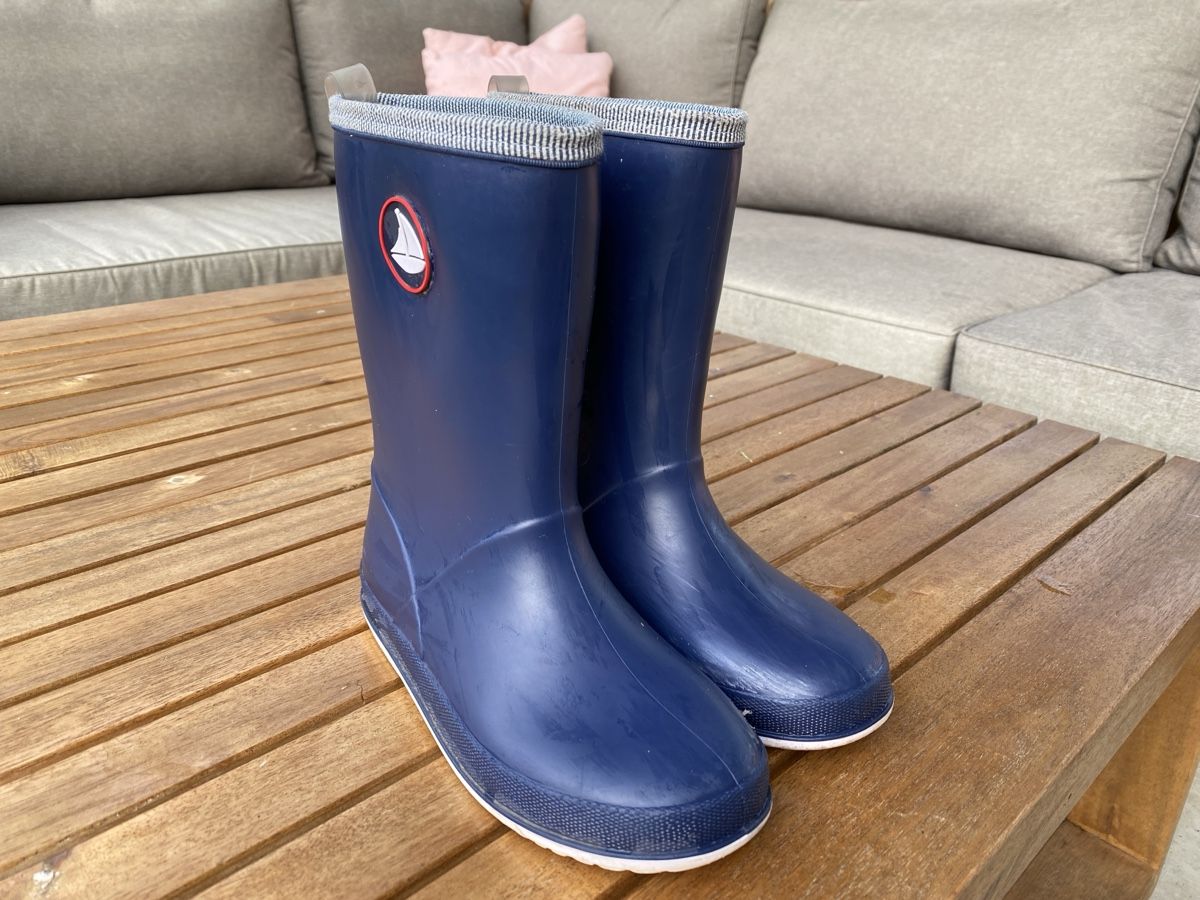 Chaussures garçon: Regenstiefel 32 – D'occasion à Thalwil par val_bm5t