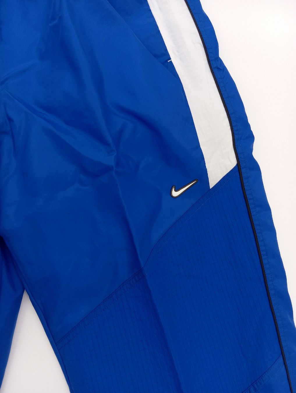 Nike Pantaloni: Nike TN Trackpant (S) – Nuovo (secondo la descrizione) da Schaffhausen venduto da outlez 2