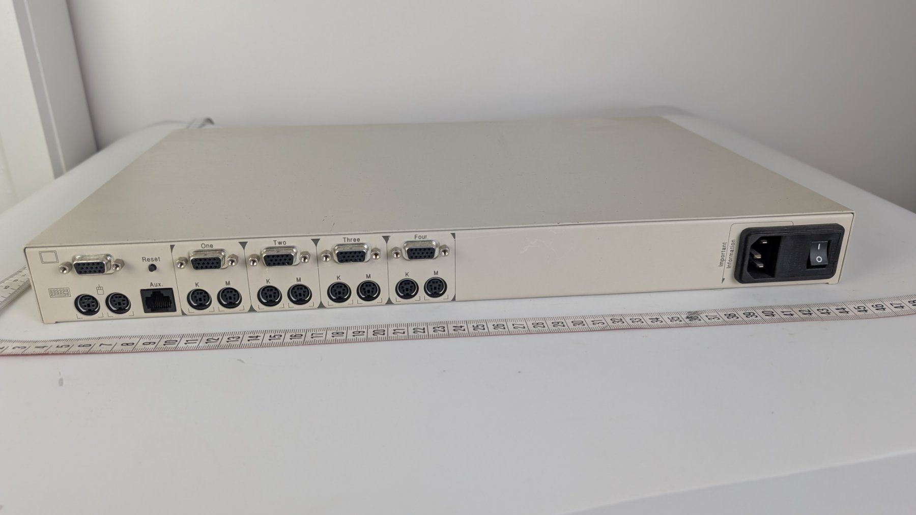 Compaq PCs: Vintage Compaq series 4115 - COMPAQ KVM SWITCH – Gebraucht aus Zürich von 1.Simon 2