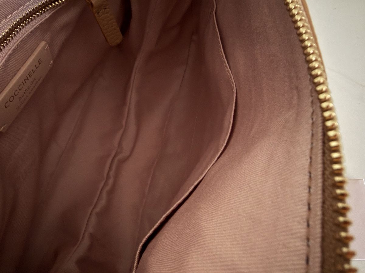 Coccinelle Borse da donna: Neue Coccinelle Tasche – Nuovo e nell'imballaggio originale da Gerlafingen venduto da Uragano 6