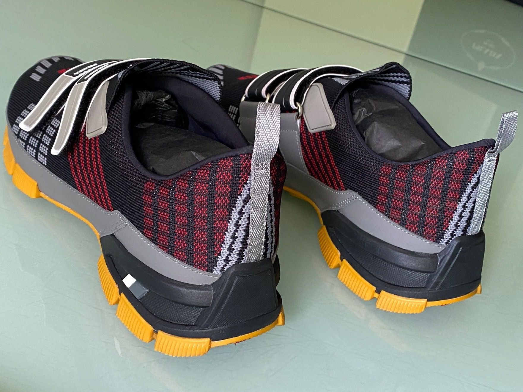 Prada Scarpe da uomo: PRADA Logo Crosssection Dopple Strap Low Top Sneaker 41 NEUE – Usato da Kreuzlingen venduto da kruezbiz 2