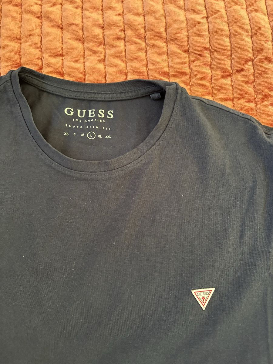 Gant T-shirt: 2 t-shirt Gant & Guess – Usato da Corpataux venduto da seniz 3