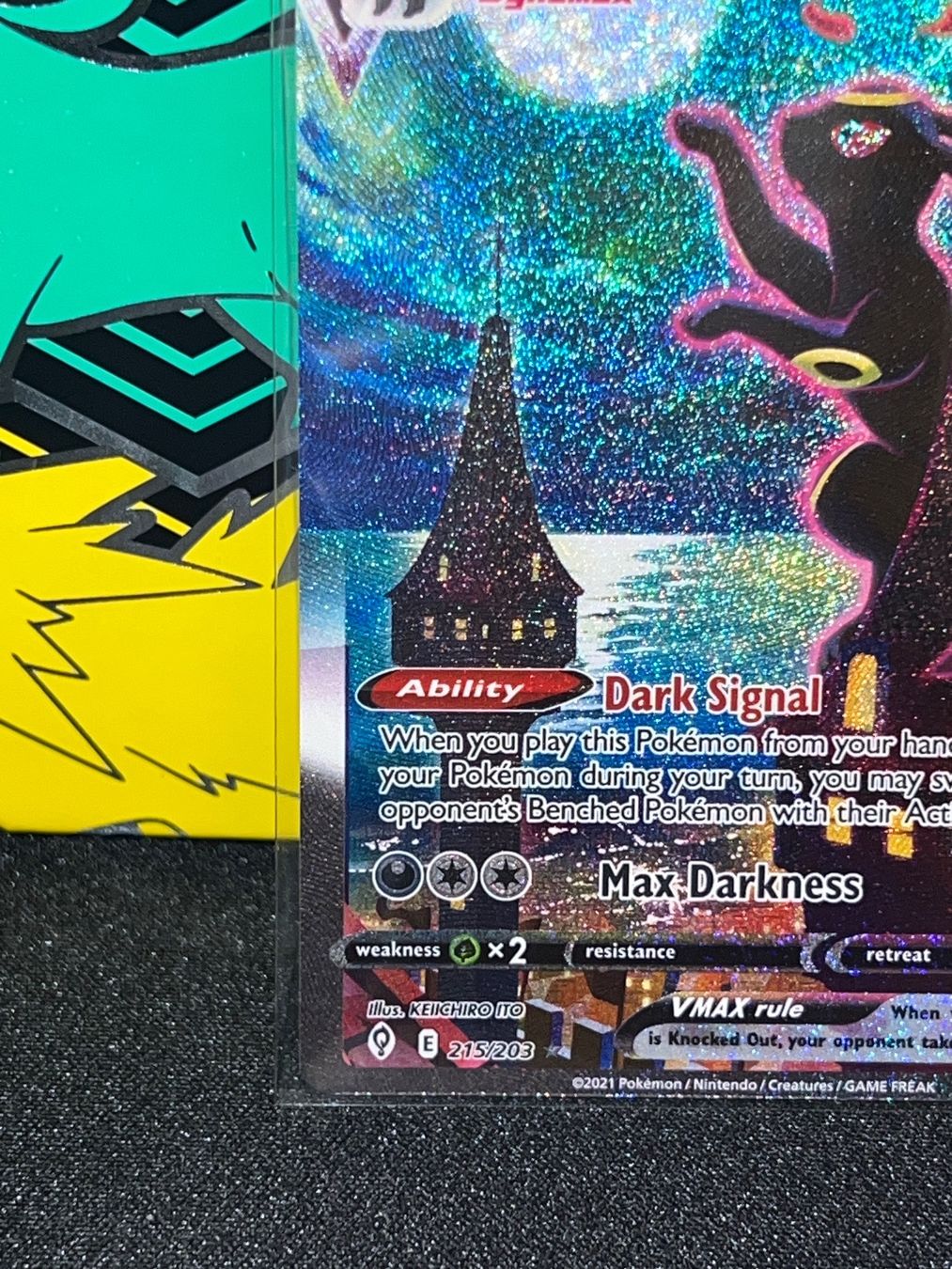 Pokémon Sammelbilder & Trading cards: Umbreon VMAX Alternative Art  Evolving Skies 215/203 – Gebraucht aus Aesch BL von  4