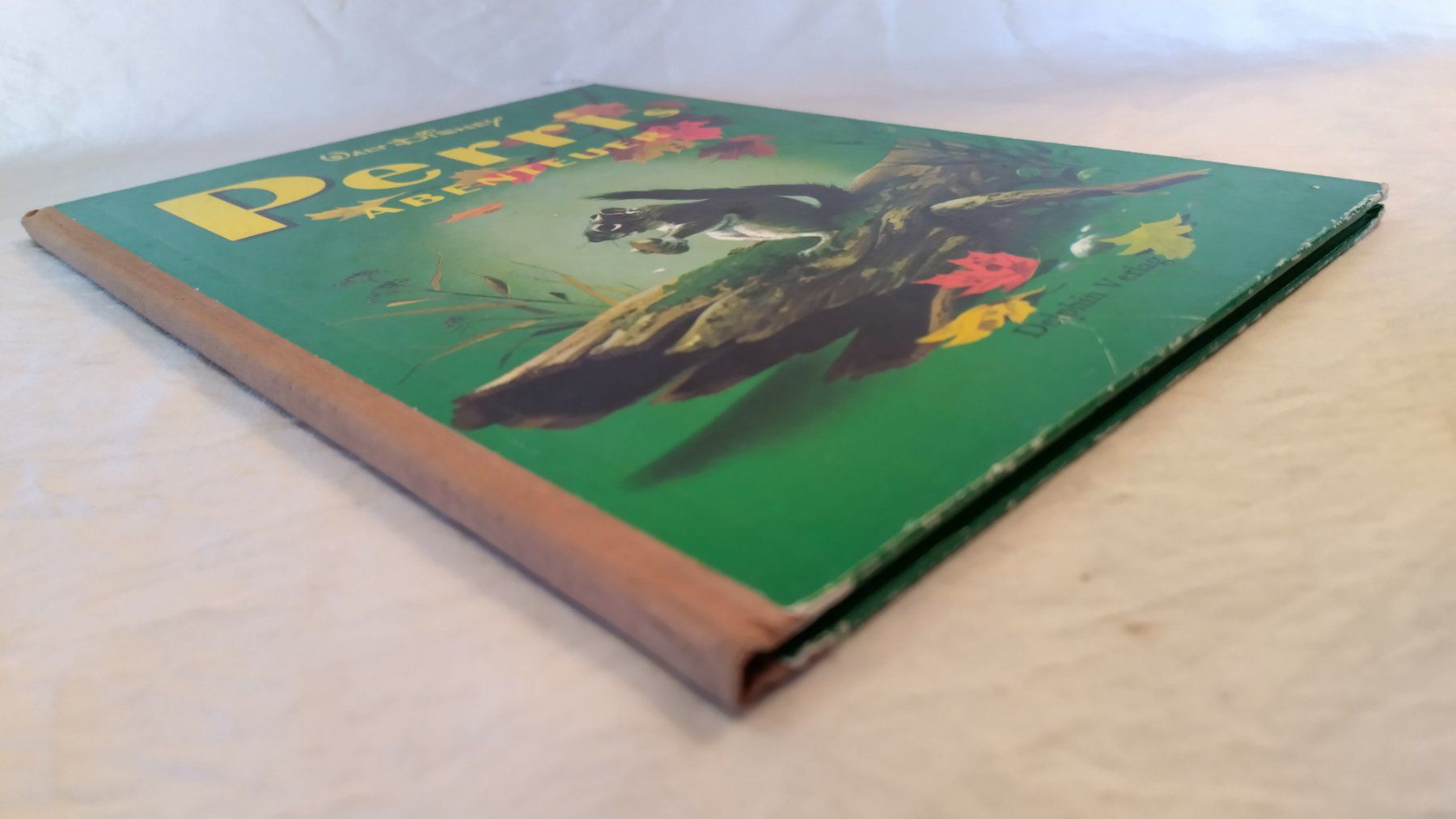 Libri: Walt Disney / Eichhörnchen Perri's Abenteuer / Bilderbuch – Usato da Bellach venduto da JingleJerry 1