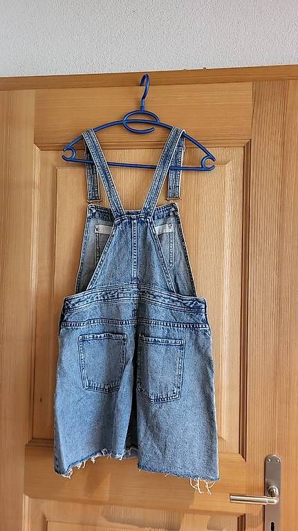 H&M Lotti di vestiti: 2 Jeansrock – Usato da Muolen venduto da Simi897 1