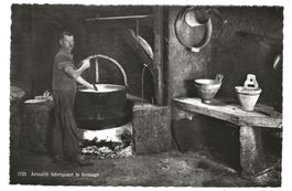 Armailli fabriquant le fromage (FR) Greyerzerland - um 1940