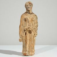 Figurine féminine hellénistique style antique en terre cuite