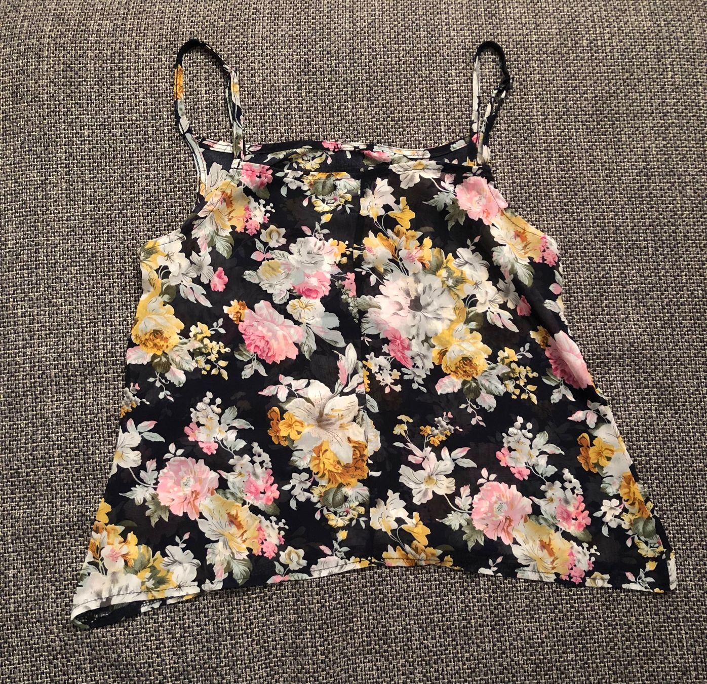 Top: Sommer Top mit Blumen – Nuovo (secondo la descrizione) da Langnau am Albis venduto da snla_scc9 1