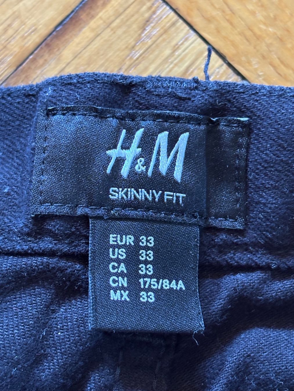 H&M Jeans: 2 Herren Jeans H&M Grösse 33 – Usato da Genève venduto da Buens4 7