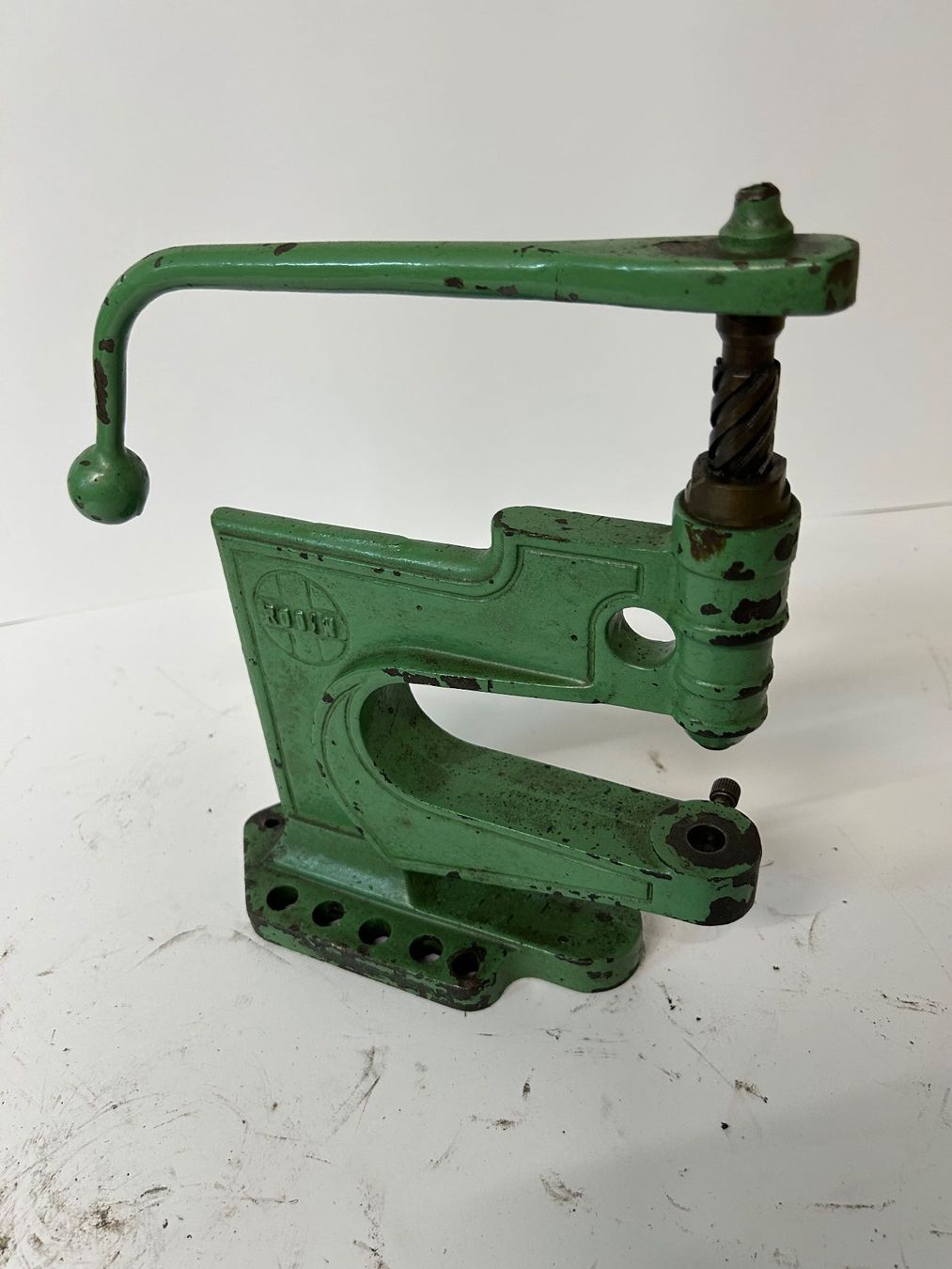 Alle Werkzeuge: Antike Spindelpresse Rodin – Gebraucht aus Etzelkofen von Botti50