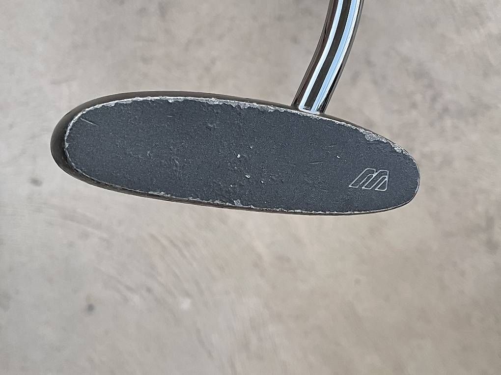 Mizuno Clubs & Sets: Mizuno Putter – D'occasion à Bern par mia_8nfn 2
