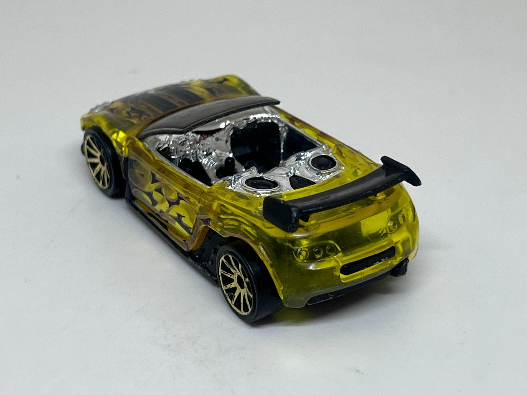 Hot Wheels Modellini d'auto: Hot Wheels Trak-Tune #170 – Usato da Wildegg venduto da LaaBoutique 2