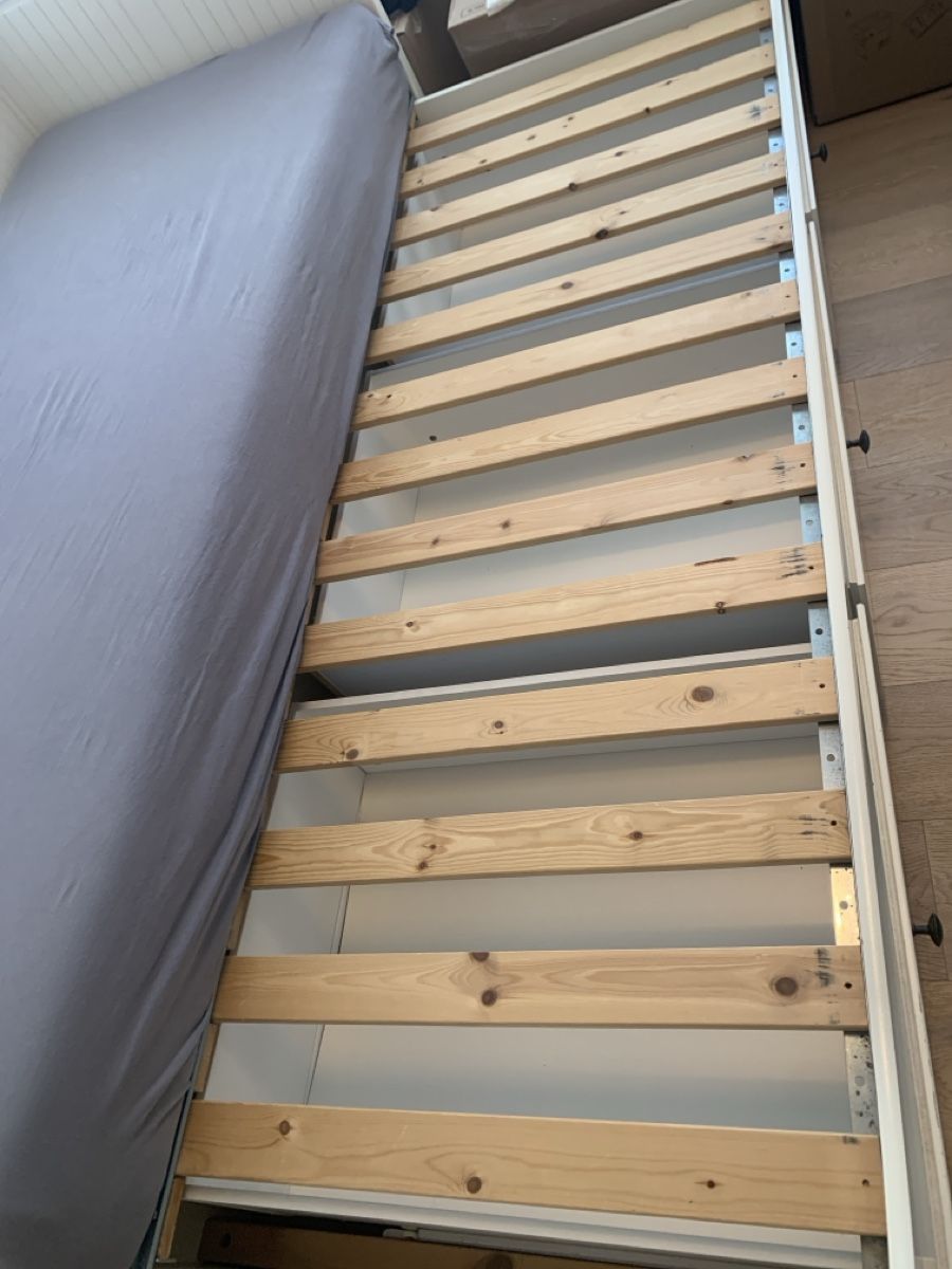 Ikea Letti: Single or double bed off-white with 3 drawers good condition – Usato da Immensee venduto da vgitter 5