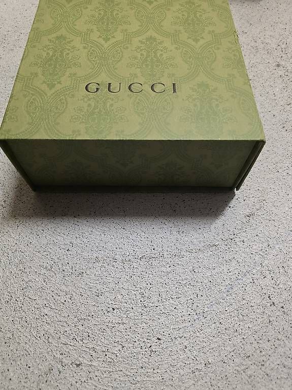 Casse di trasporto: Gucci Schachteln/Box oder Tüte – Usato da Lenzburg venduto da elv_skx9 1