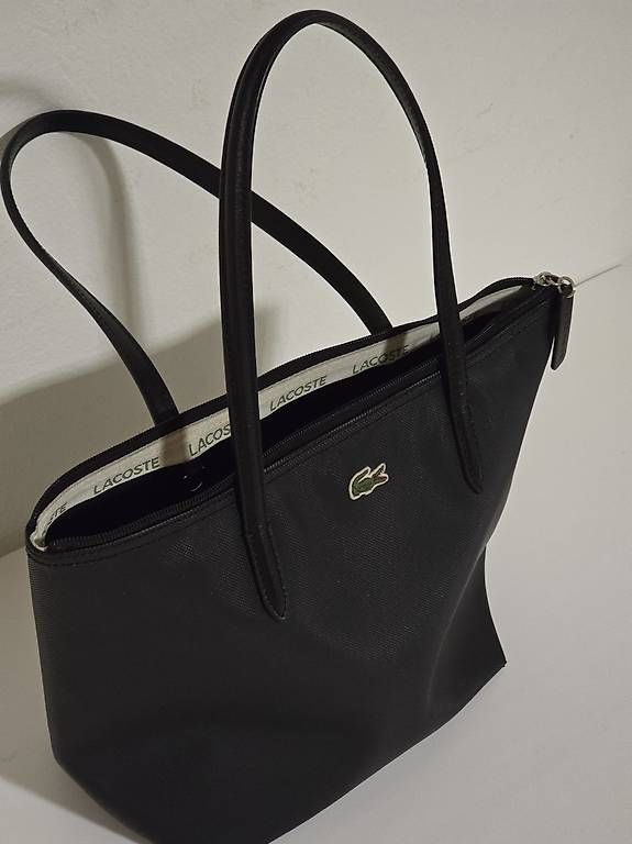 Taschen für Damen: Lacoste Tasche – Gebraucht aus Münchenbuchsee von Arasy13 3