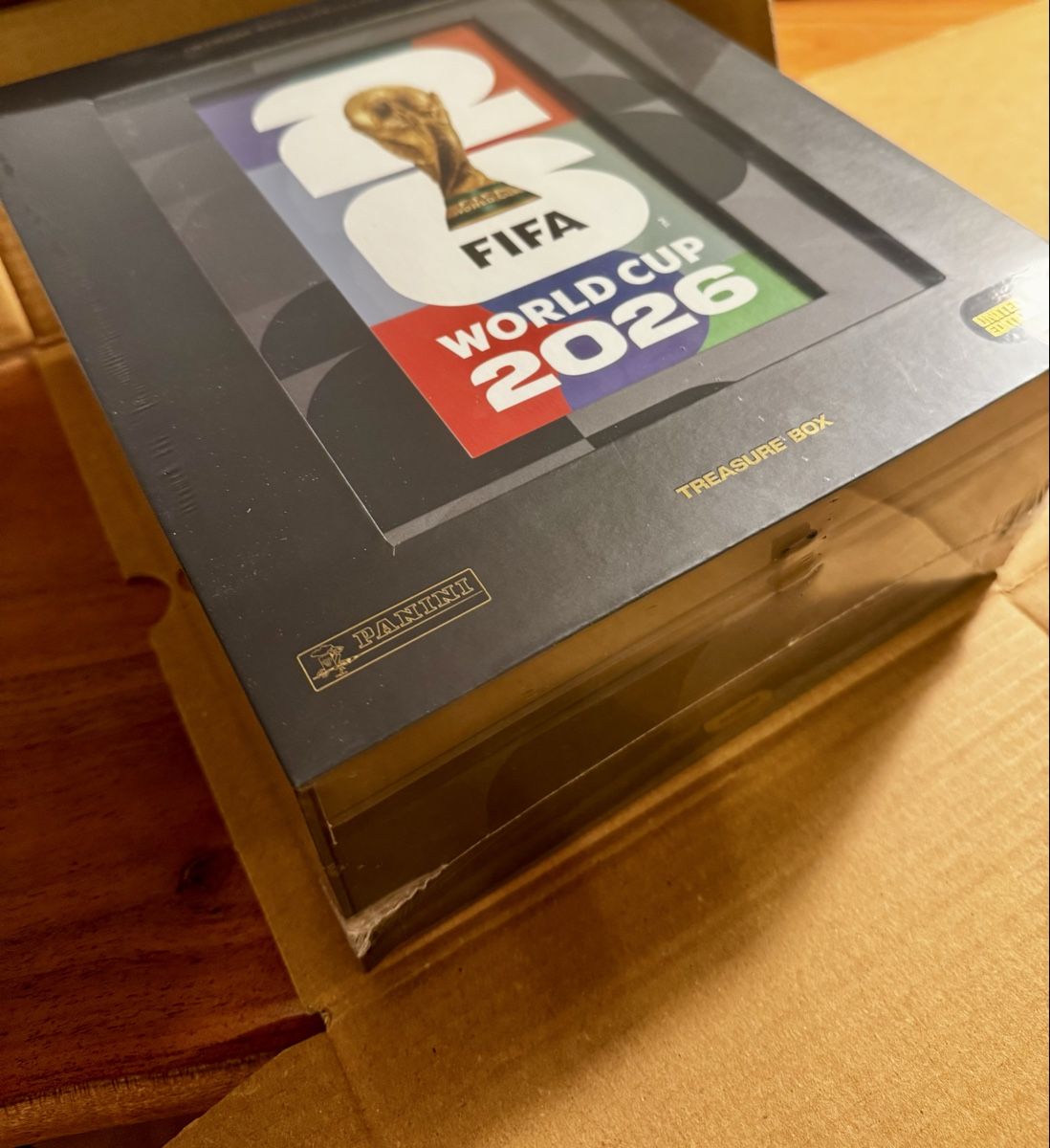 Panini Carte collezionabili: Panini World Cup 2026 Treasure Box 747/5000 – Nuovo e nell'imballaggio originale da Basel venduto da el_do