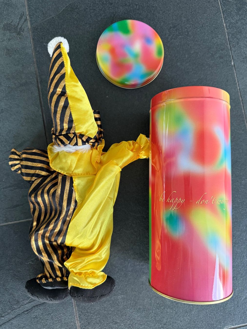 Figuren: Wunderschöner neuer Clown in Dose 33 cm. lang – Neu und originalverpackt aus Stetten SH von Urlaub 3