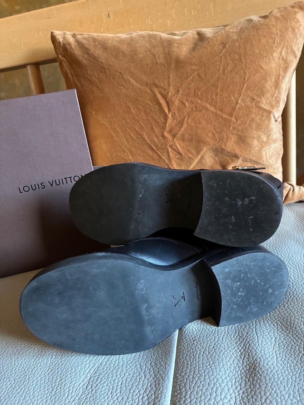 Louis Vuitton Chaussures femmes: LOUIS VUITTON – D'occasion à Rümlang par har_z6qv 4