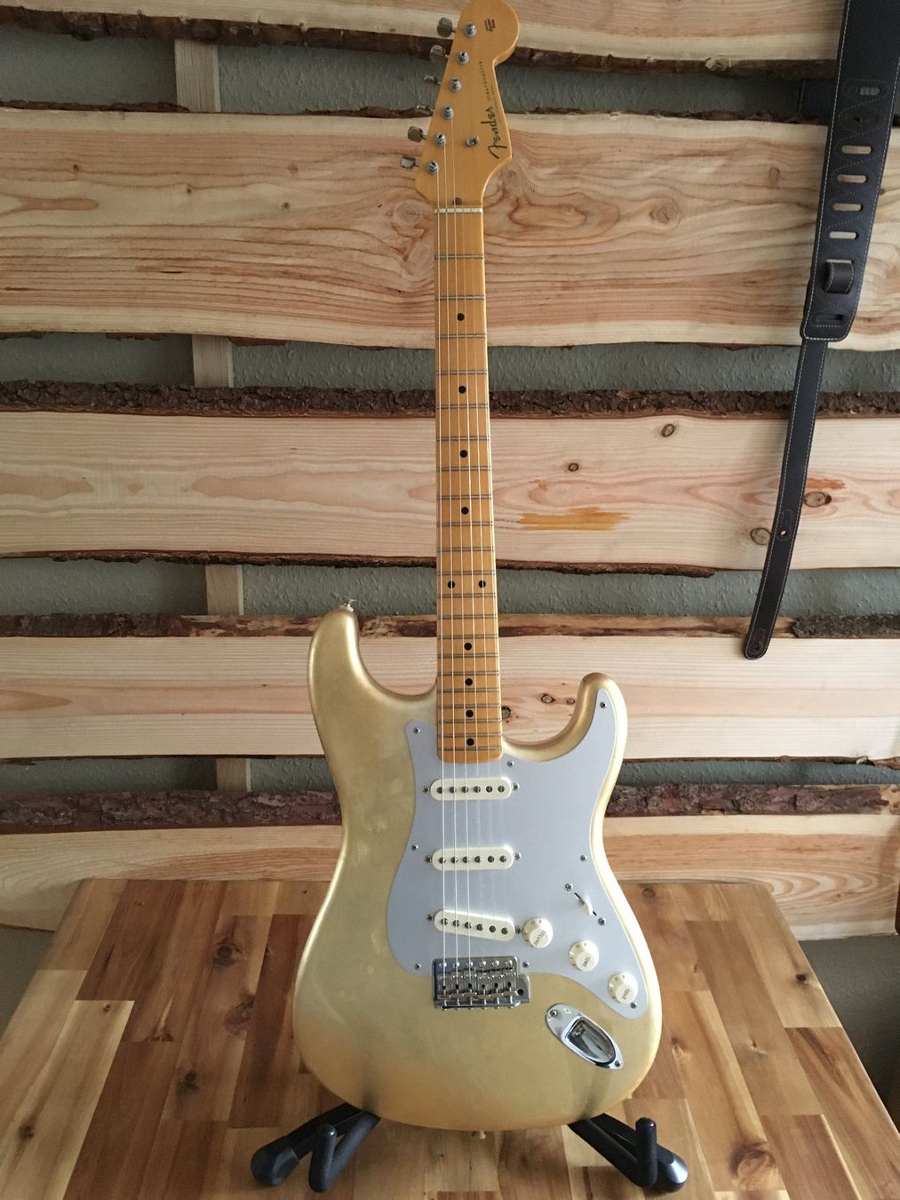Fender Strumenti musicali: Fender, rareté : Masterbuilt Yuriy Shishkov Stratocaster – Usato da Genève venduto da terrado 1