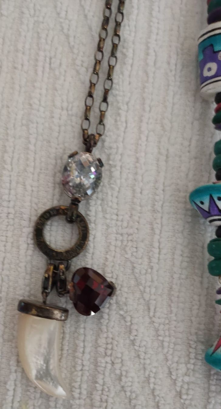 Autres bijoux: Modeschmuck (C) – D'occasion à Luzern par Luzern_Energy 3