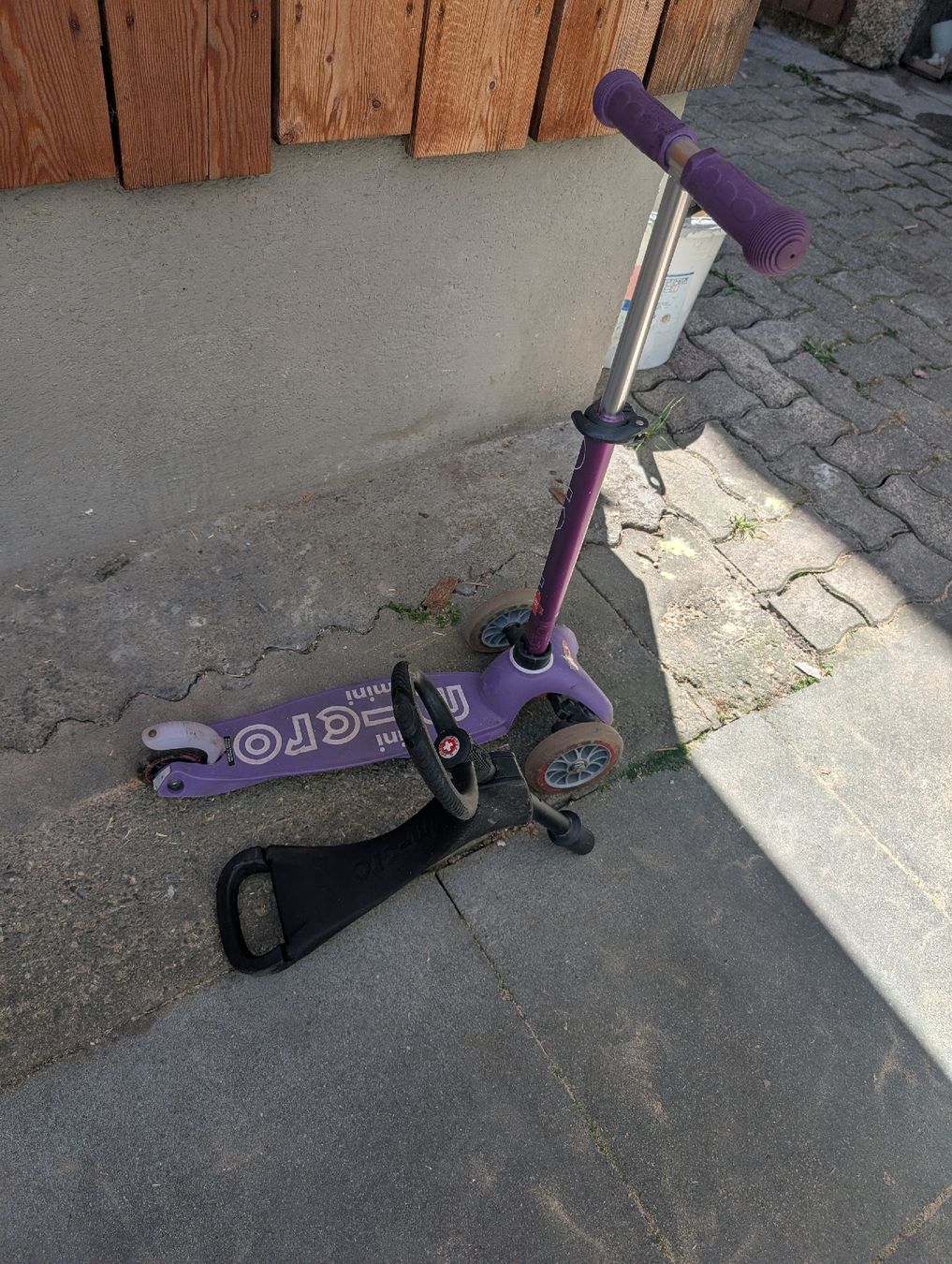 Micro Kickboard: Micro Mini Scooter Lila mit Sitz  – Usato da Uster venduto da boschii