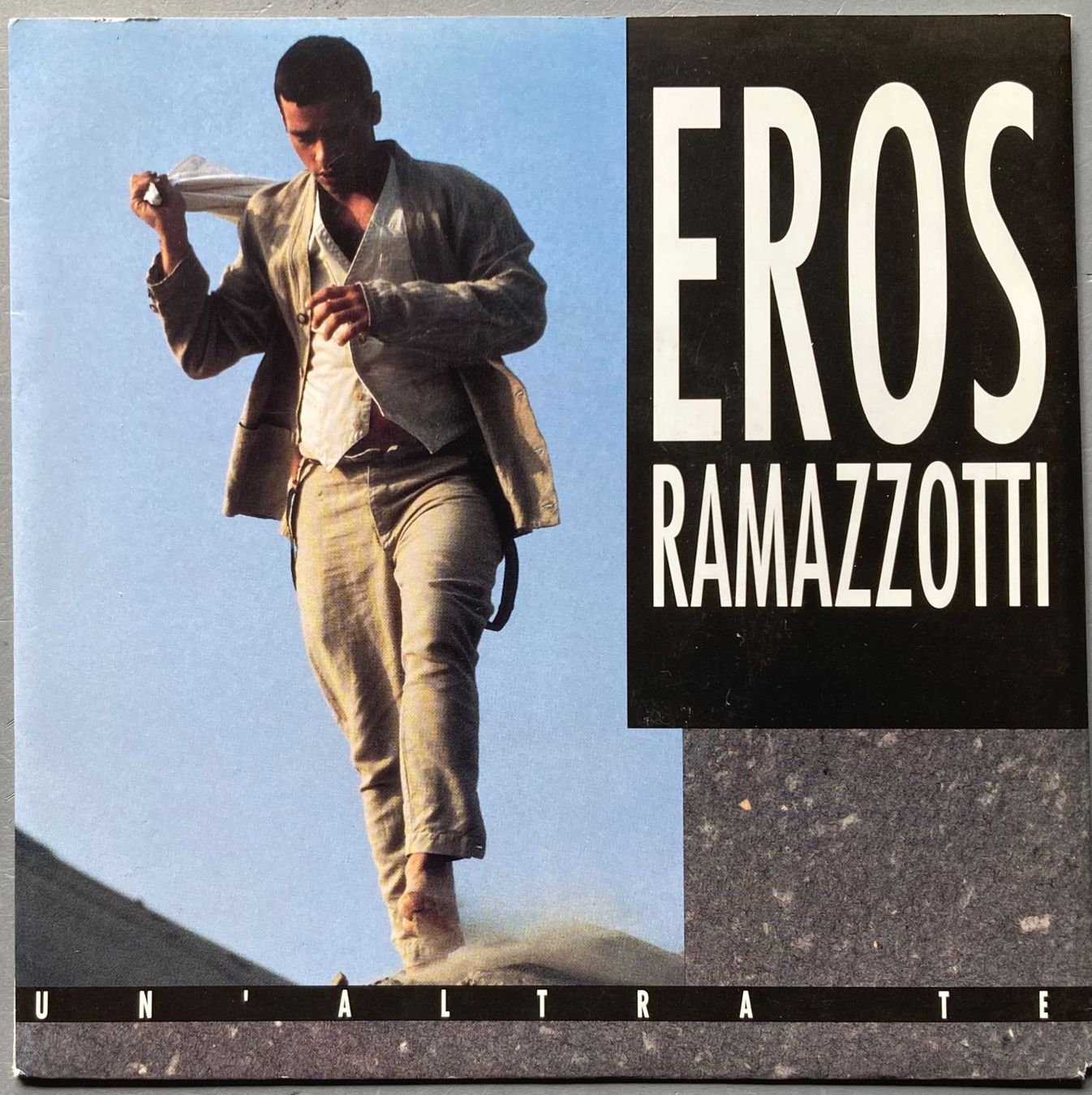 Dischi in vinile: EROS RAMAZOTTI - UN'ALTRA TE – Usato da Poliez-Pittet venduto da Newtown-Records