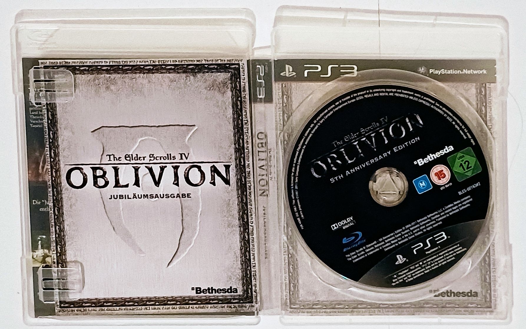 Sony Giochi: PS3 Bundle: Der Herr der Ringe + Oblivion Jubiläumsausgabe  – Usato da Zürich venduto da Stylz79 5