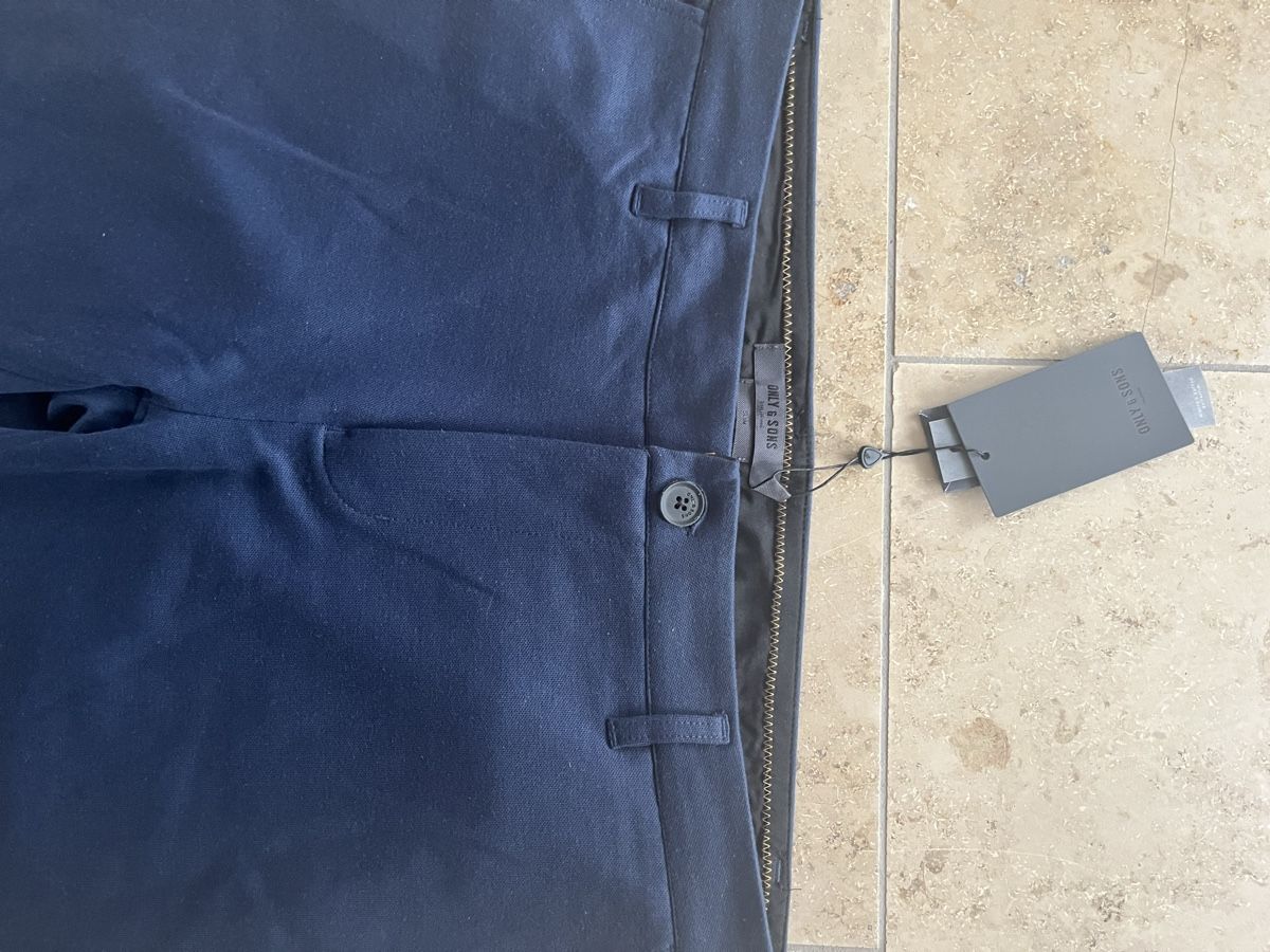 Pantaloni: Only & Sons Navyblau Hose Neu – Nuovo e nell'imballaggio originale da Zollikerberg venduto da LLV 1