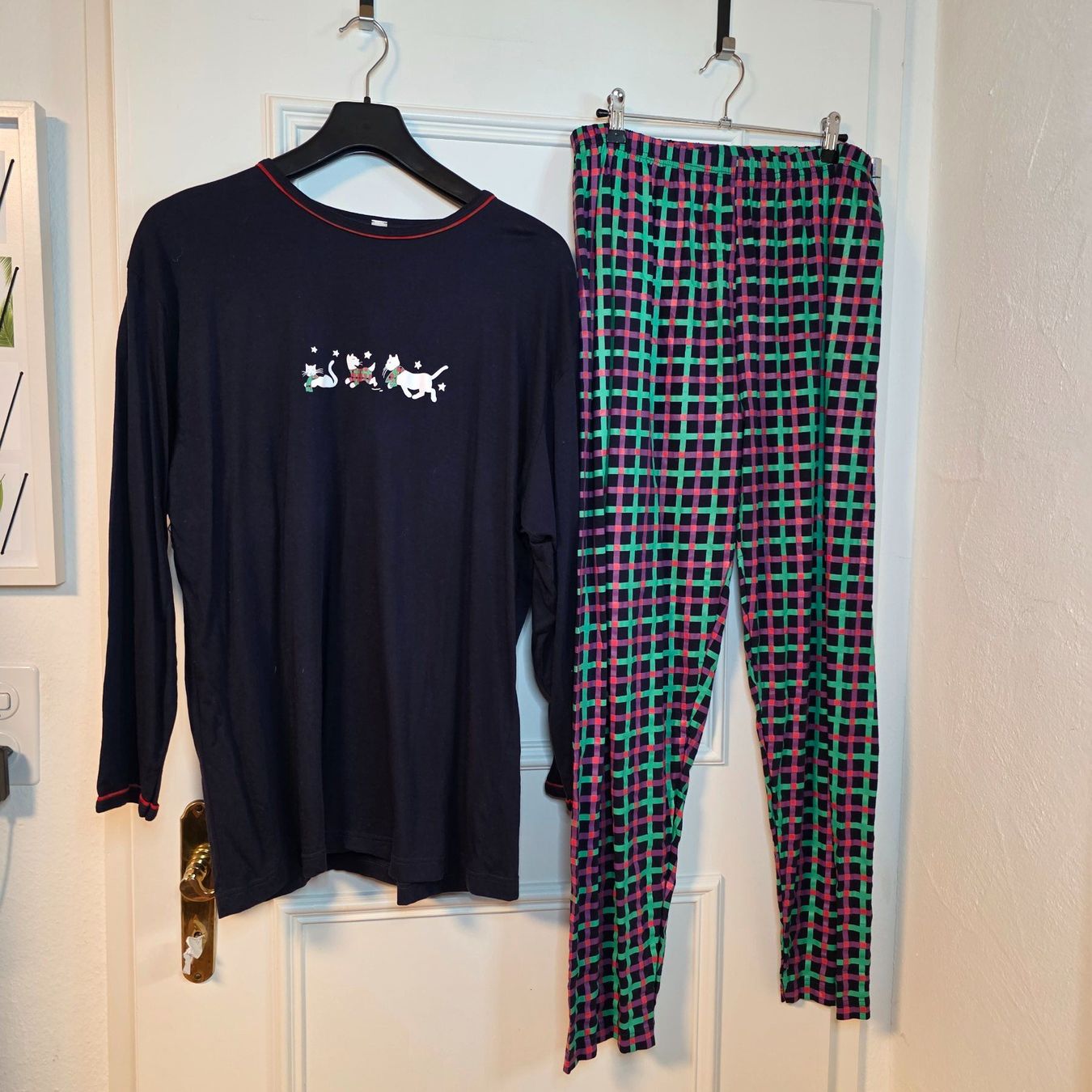 Negligees & Pigiami: Pyjama Set 40/42 Baumwolle Katzen neuwertig – Usato da Wald ZH venduto da CapLux 1