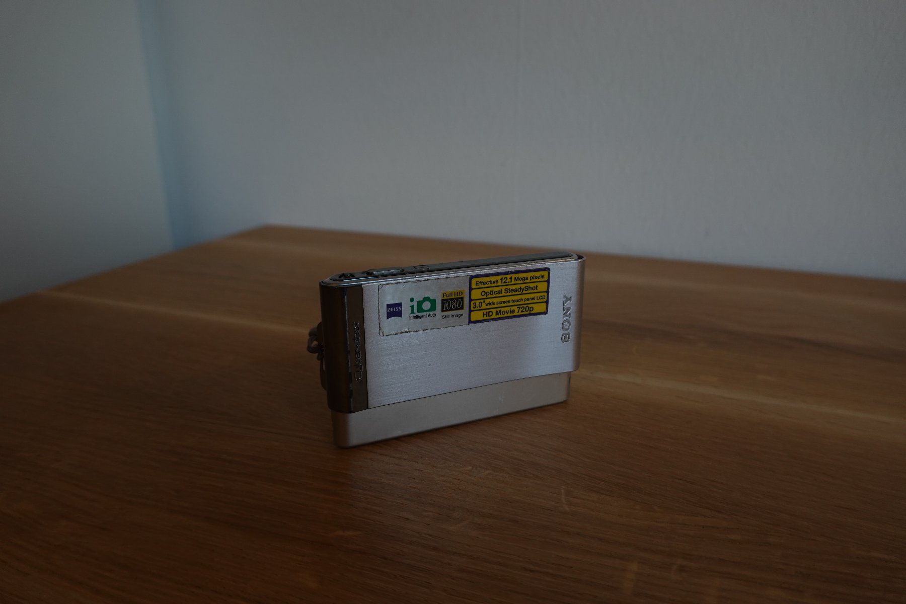 Sony Kamera: Sony DSC-T90 - Grau – Defekt aus Fribourg von mar_9vlt 2