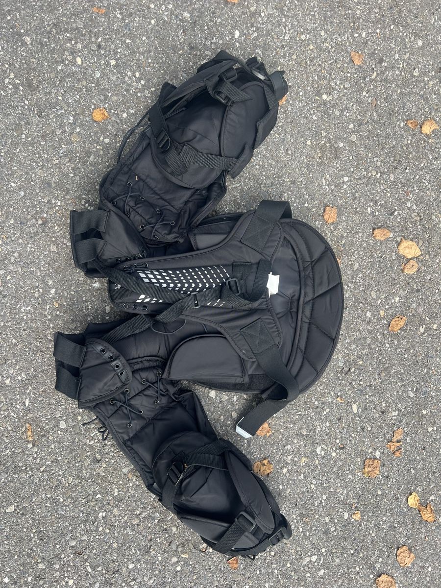 Bauer Protezioni & Imbottiture: Plastron hockey suprême  – Usato da La Tour-de-Trême venduto da Fribresell 2