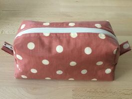 Tasche / Necessaire / Kosmetiktasche / Etui, neue Handarbeit