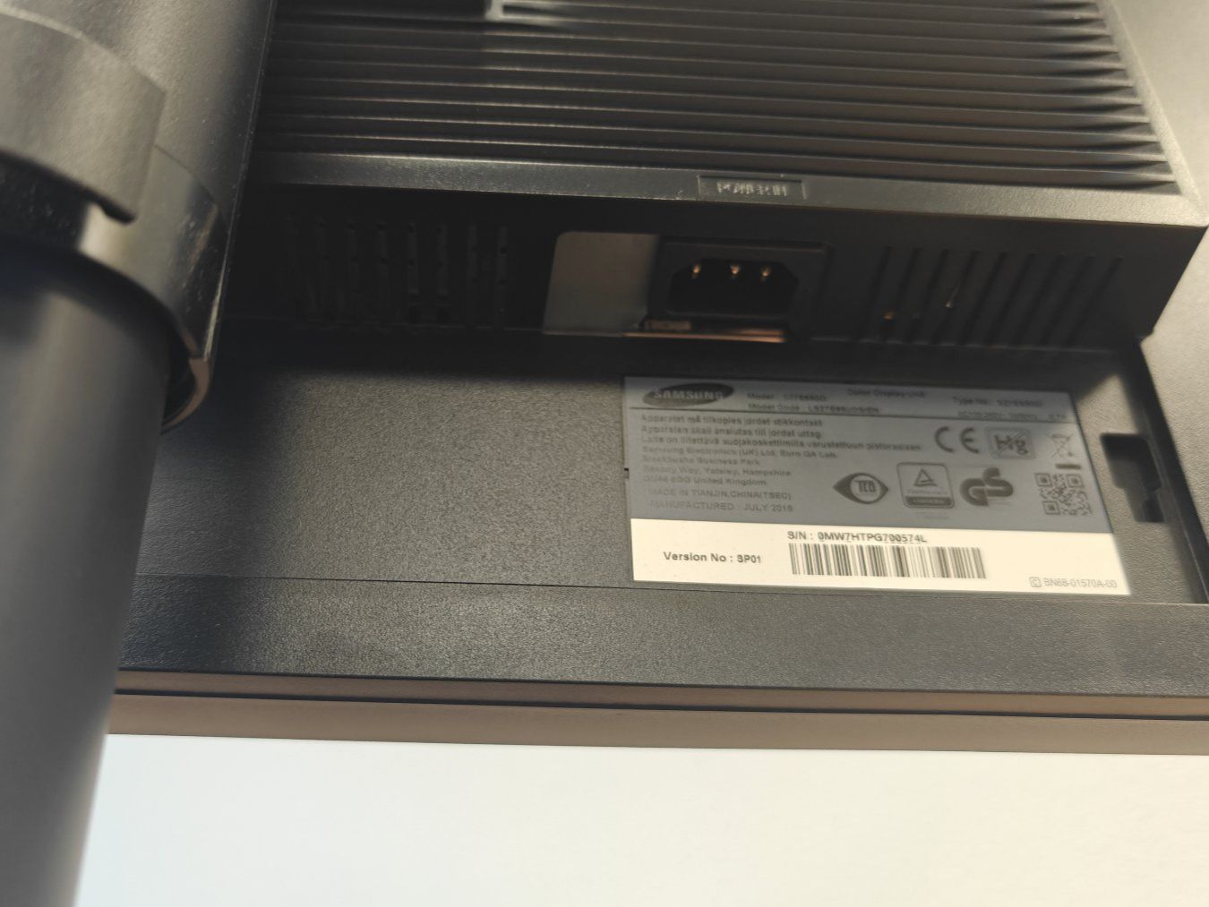 Samsung Monitore: Samsung S27E650D – Gebraucht aus Kloten von BETASolutionsGmbH 5
