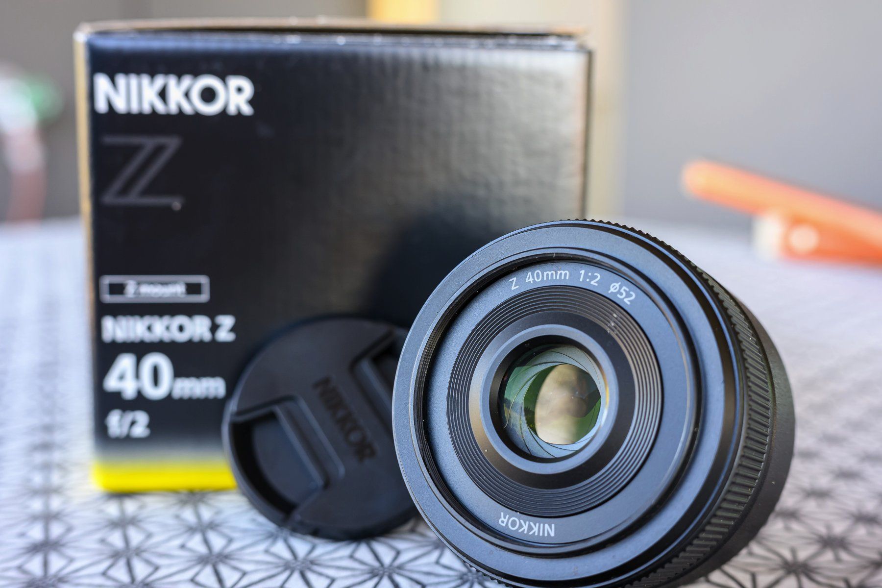 Nikkor Obiettivi: NIKKOR Z 40mm f/2 – Usato da Rüfenacht BE venduto da Asusman