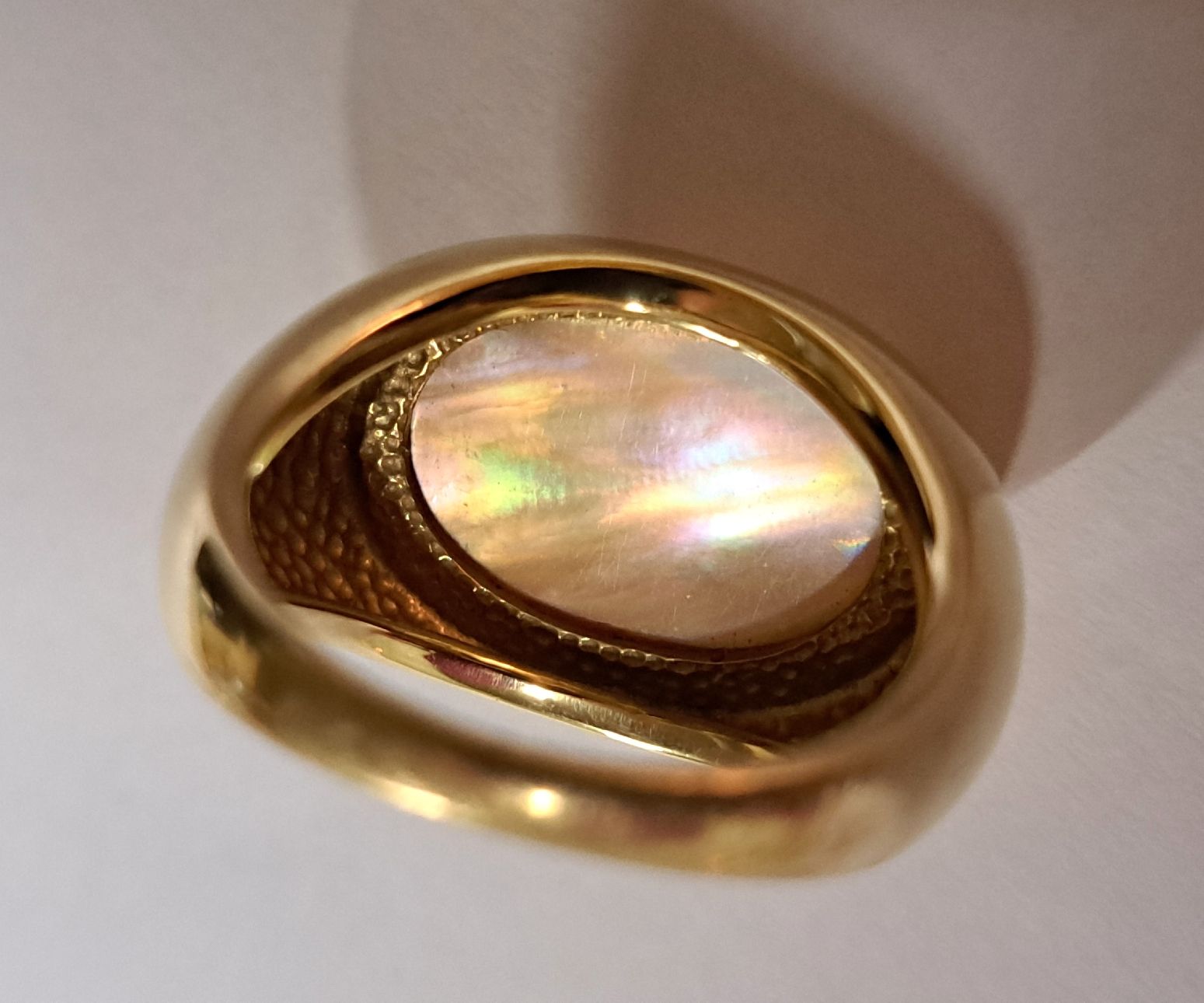Anelli: Ring Gold mit Bergkristall / Perlmutt Doublette – Usato da Stans venduto da wer_fd5f 3