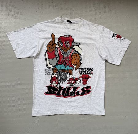 Vintage 90s NBA Chicago Bulls Changes Sports Shirt